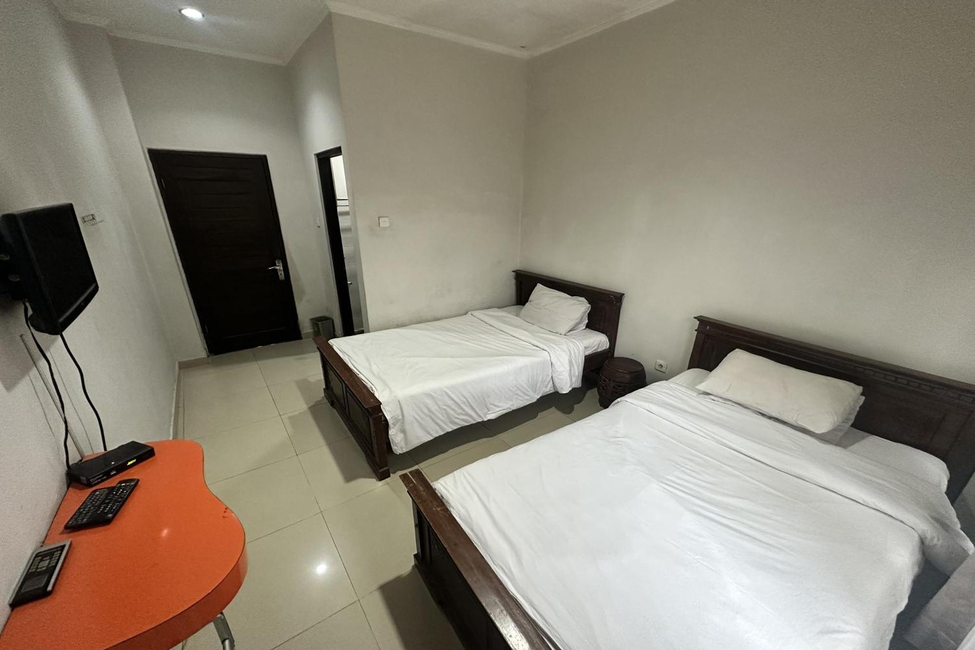 Hotel Warta Dua Denpasar Exterior foto