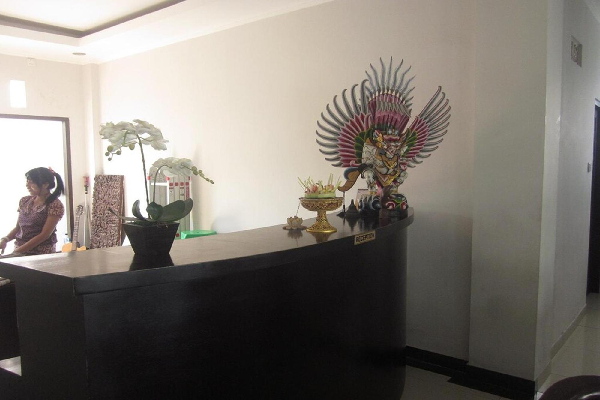 Hotel Warta Dua Denpasar Exterior foto