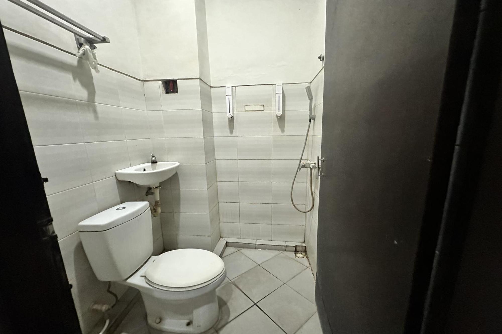 Hotel Warta Dua Denpasar Exterior foto
